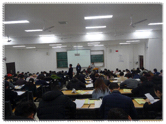 考试现场2.JPG